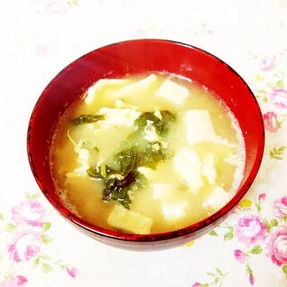 かつお菜のお漬物と高野豆腐のかきたま汁